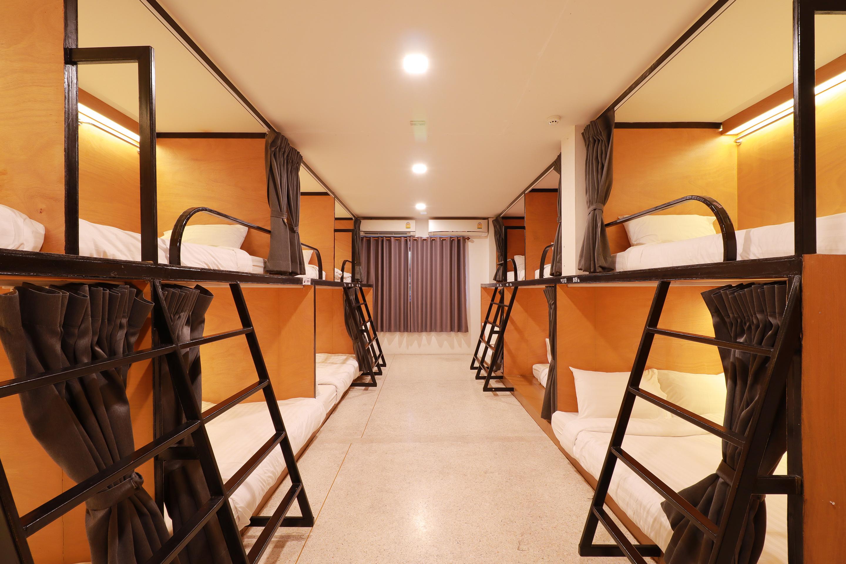 Le Light House & Hotel 2*